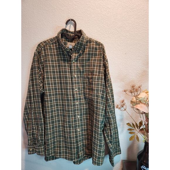 L.L. Bean Plaid Flannel Shirt Size M-REG 100% Cotton Button-Up Classic‎ - Picture 1 of 3